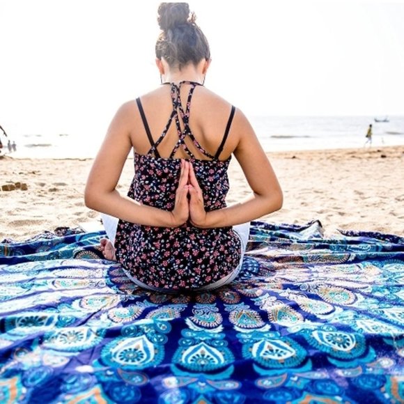 Mandala Boho Beach Blanket/Throw 72" - Picture 2 of 2